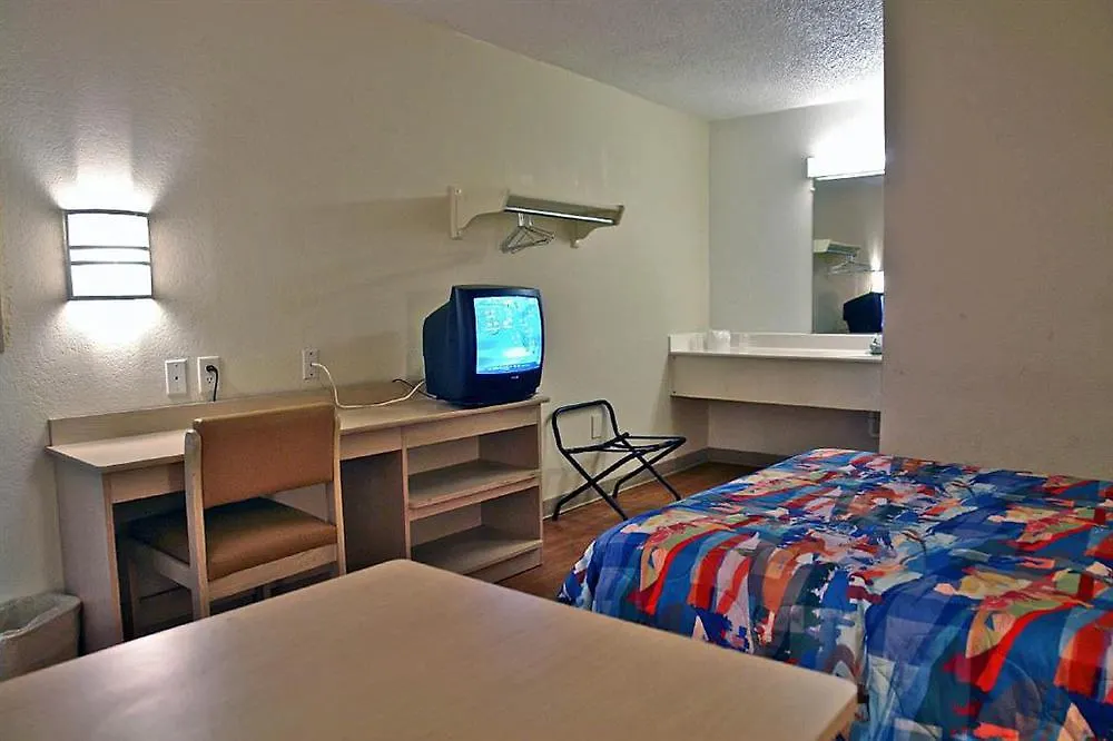 Motel 6-North Palm Springs, Ca - North Hotel